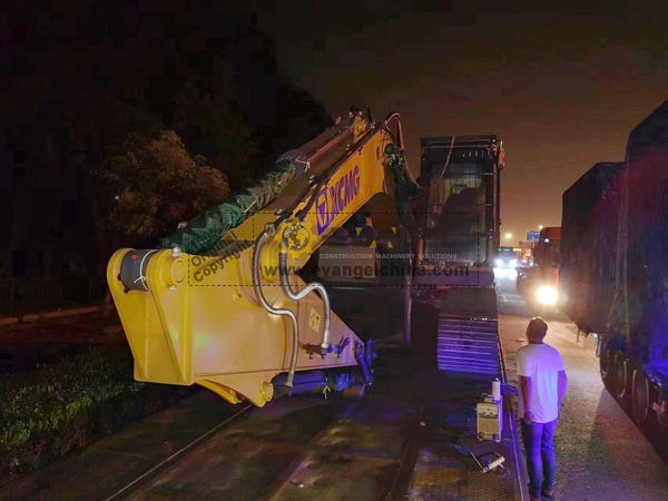 XCMG XE215C Crawler Excavator