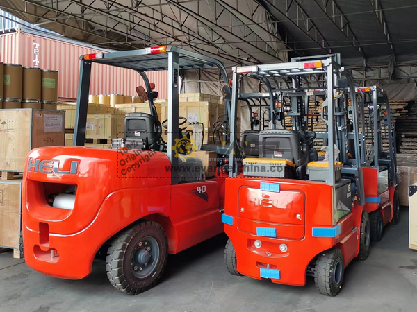 HELI CPCD40-QC5K2 Forklift