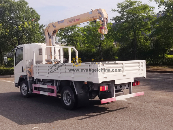 XCMG XS143J Road Roller & 1 DONGFENG Truck Mounted Crane