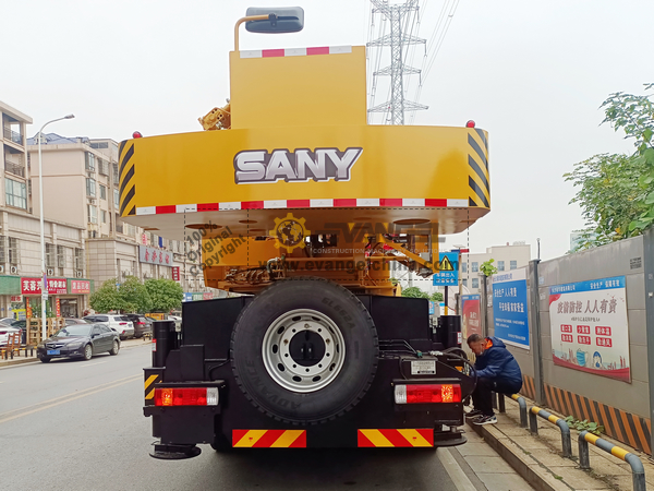 SANY STC160E & 1 STC500E & 1 SYM5486JQZ80E Truck Crane