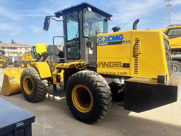 Kenya - 1 Unit XCMG LW300FN Wheel Loader