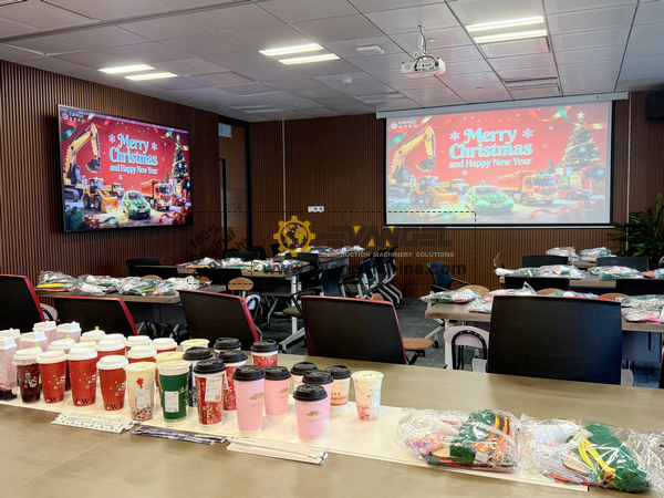 GALAXY LEGION Celebrates Christmas Together with Creativity and Warmth