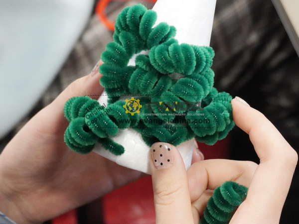 GALAXY LEGION Celebrates Christmas Together with Creativity and Warmth