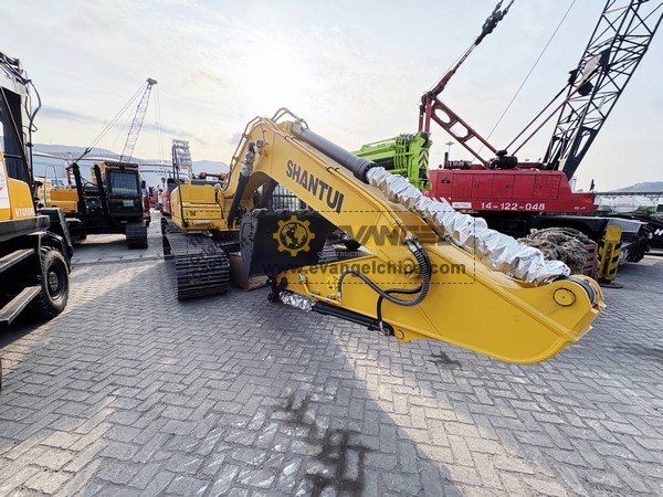 SHANTUI SE220LC Excavator