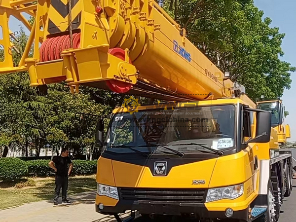 XCMG QY50KD Truck Crane